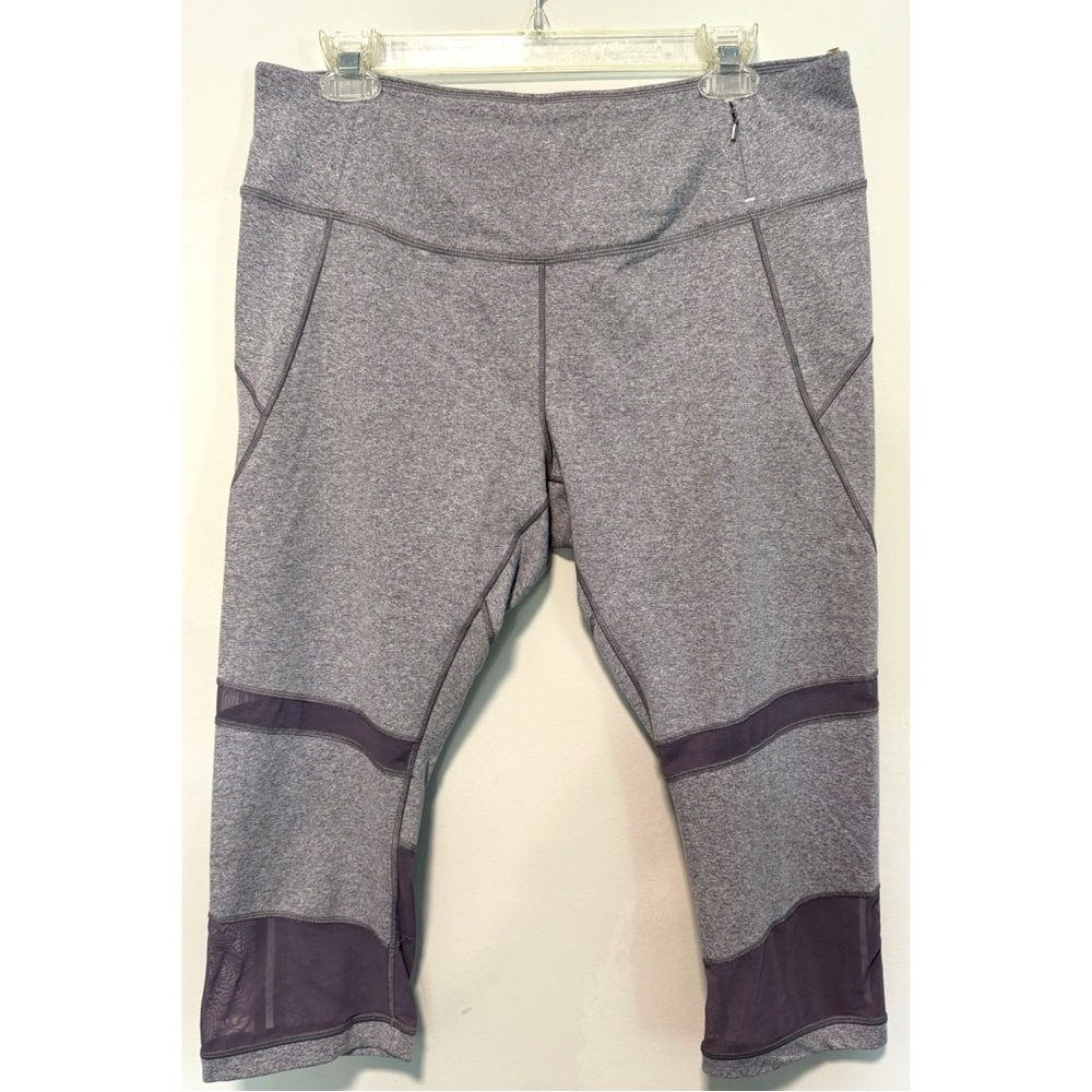 CALIA by Carrie Underwood capri leggings, size XL